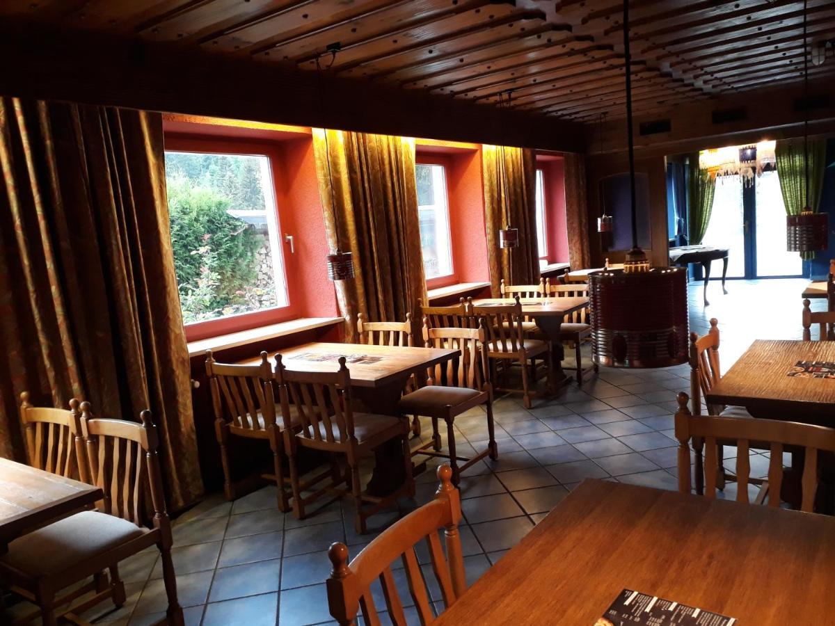 Pizzeria A Penzion Banderas Bayerisch Eisenstein Εξωτερικό φωτογραφία